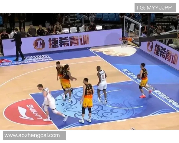 CBA杯合肥狂风100-80大胜江苏男篮，阿格拉瓦尼斯25分领衔