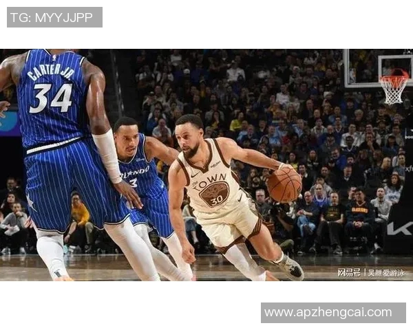 勇士主场大胜魔术!巴特勒罚球紧张,库里三节爆发狂砍26分完胜班凯罗 勇士主场大胜魔术!巴特勒罚球紧张,库里三节爆发狂砍26分完胜班凯罗